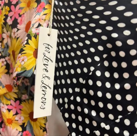 NWT For Love & Lemons Anya crop top front tie long sleeve floral XS - Picture 6 of 16